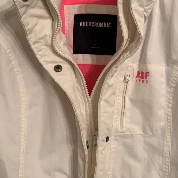 Abercrombie white ski coat - Picture 7 of 15